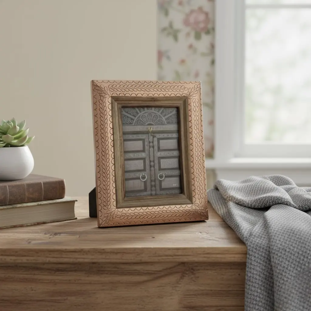 P16 Handcrafted Embossed Copper & Wood Blend Photo Frame - Art Deco Vintage Style - Multi-Size